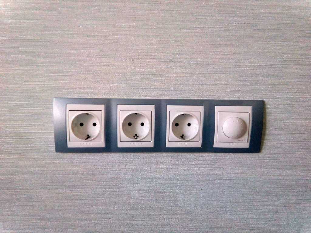 Установка розеток в Великом Новгороде